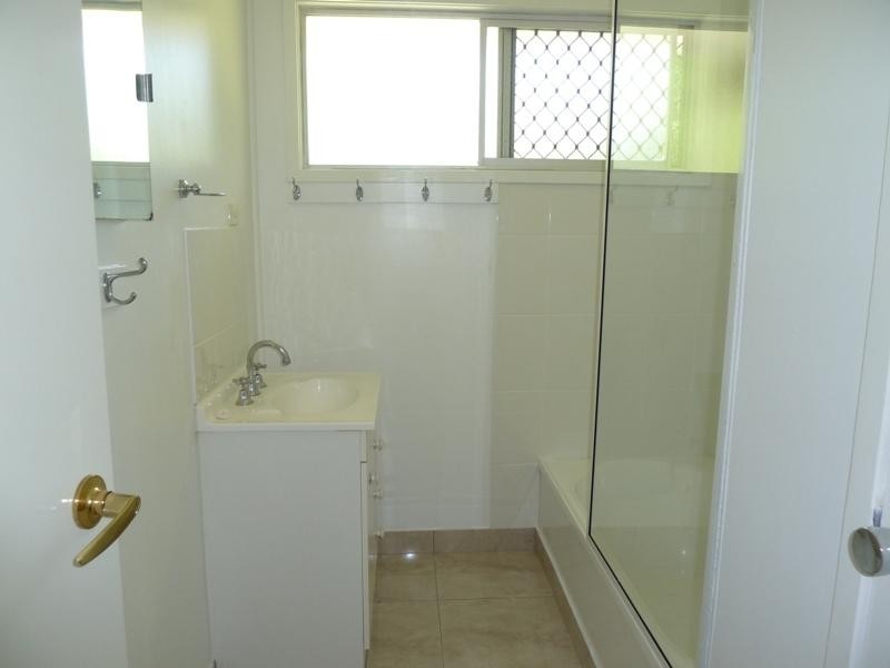 18 Herbert Court, Moranbah QLD 4744