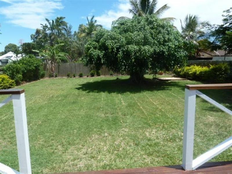 7 Downie Avenue, Bucasia QLD 4750