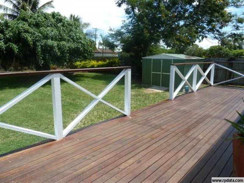 7 Downie Avenue, Bucasia QLD 4750