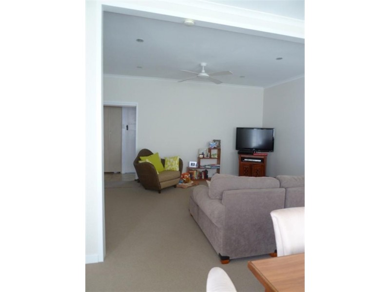 3 Douglas Street, West Mackay QLD 4740