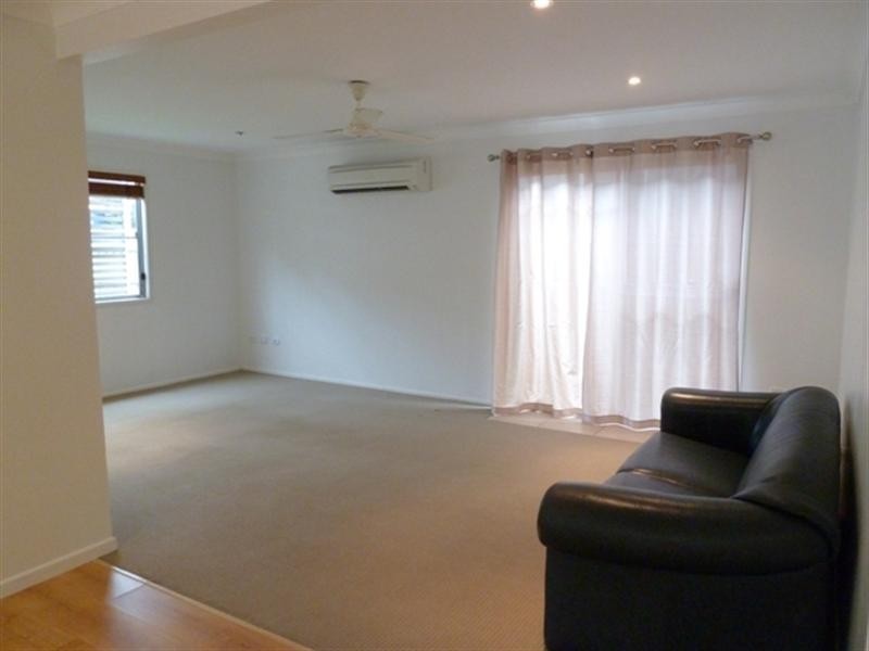 2/31 Wall Street, Eimeo QLD 4740