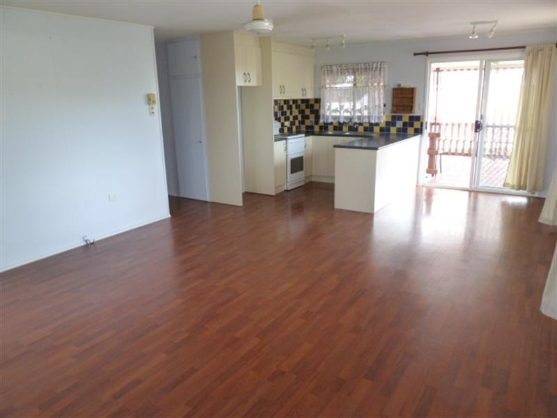 10 Chauvel Street, South Mackay QLD 4740