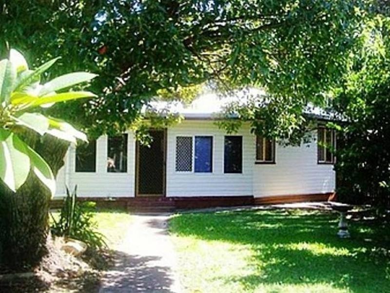 17 Valley Street, North Mackay QLD 4740
