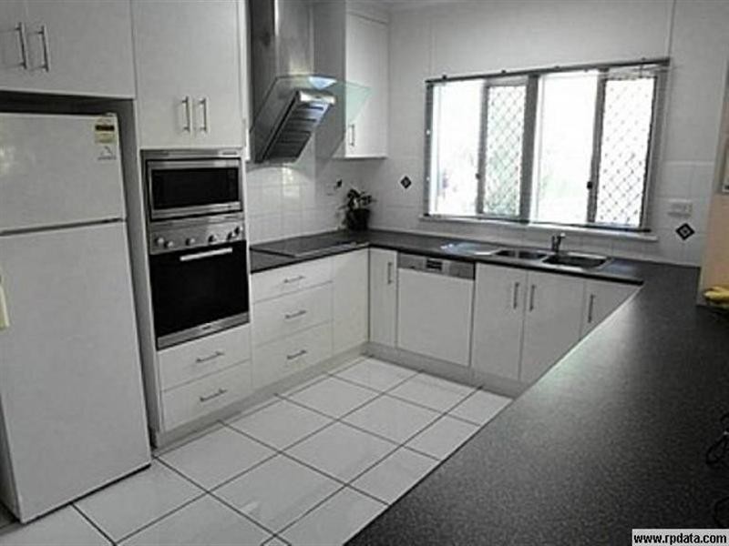 17 Valley Street, North Mackay QLD 4740
