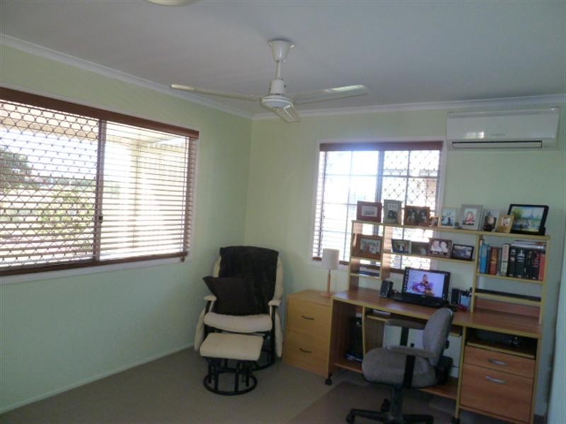 10 Youngs Lane, Walkerston QLD 4751