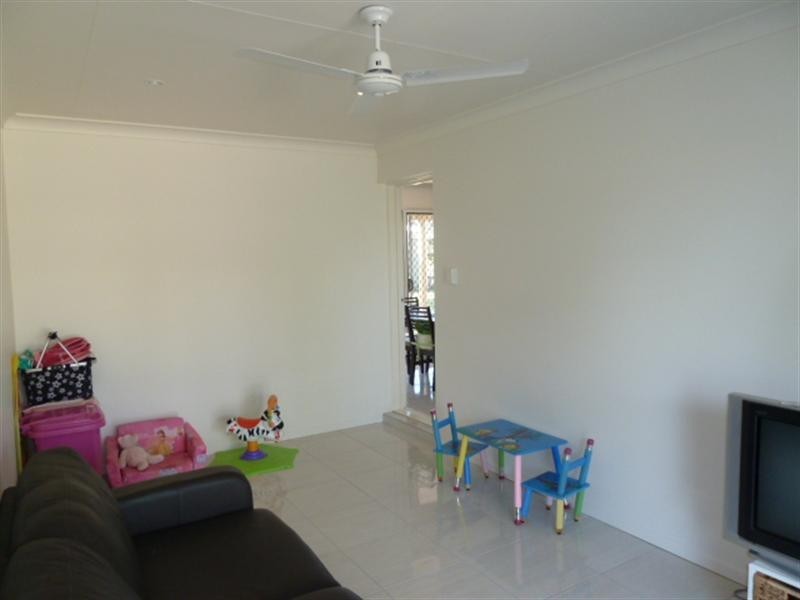 10 Youngs Lane, Walkerston QLD 4751