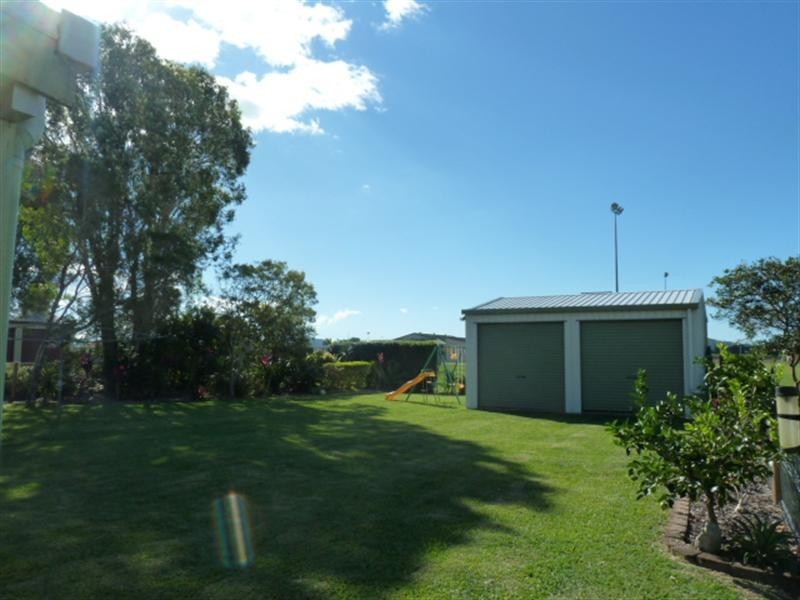 10 Youngs Lane, Walkerston QLD 4751