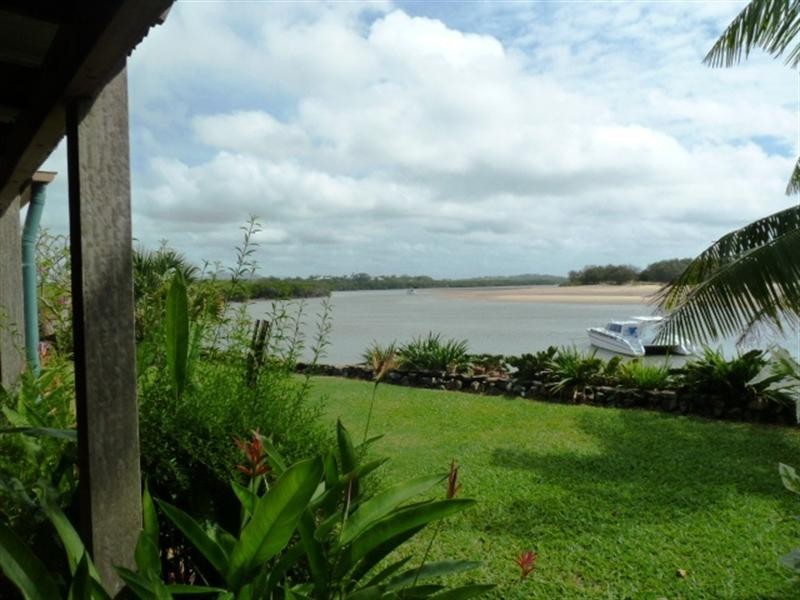 18 Seagull Street, Slade Point QLD 4740