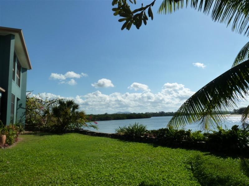 18 Seagull Street, Slade Point QLD 4740