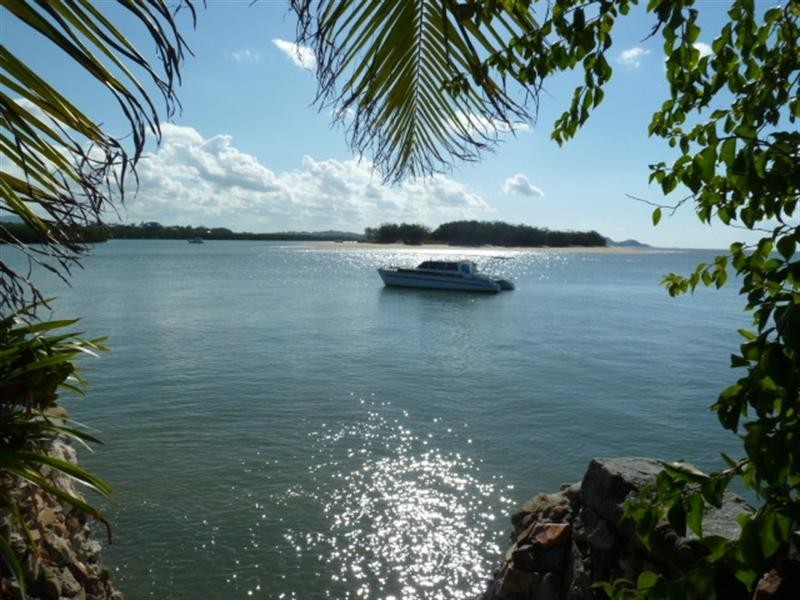 18 Seagull Street, Slade Point QLD 4740