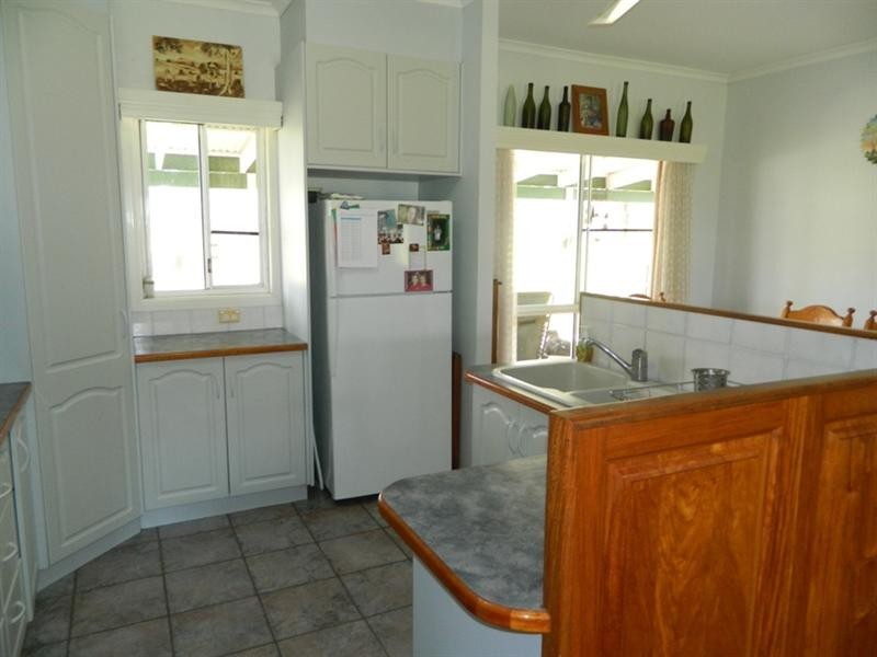 42 M McClures Road, Mirani QLD 4754