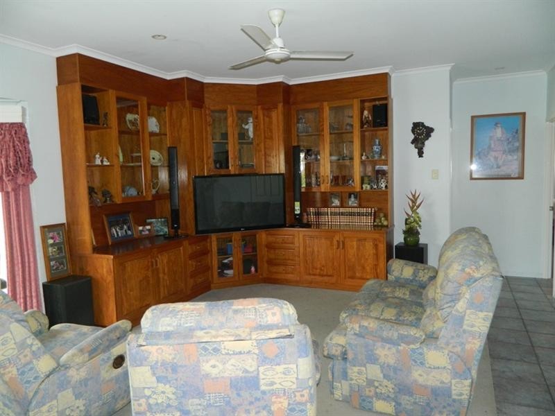 42 M McClures Road, Mirani QLD 4754