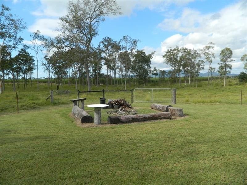 42 M McClures Road, Mirani QLD 4754
