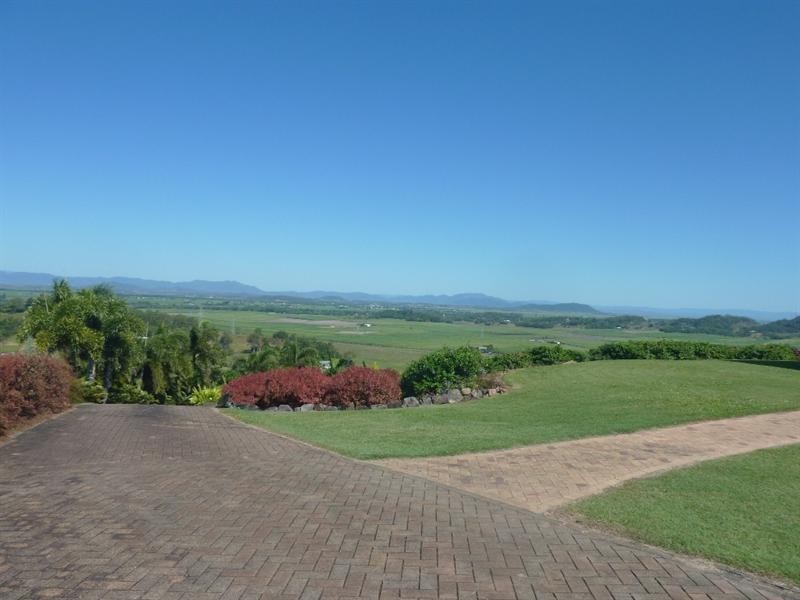 30 Sunset Drive, Mackay QLD 4740
