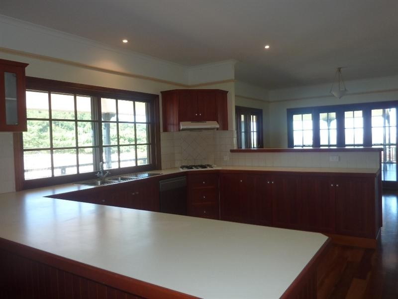 30 Sunset Drive, Mackay QLD 4740