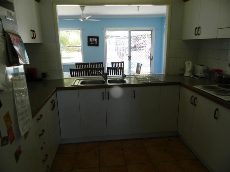 104 Cliftonville Road, Alligator Creek QLD 4740