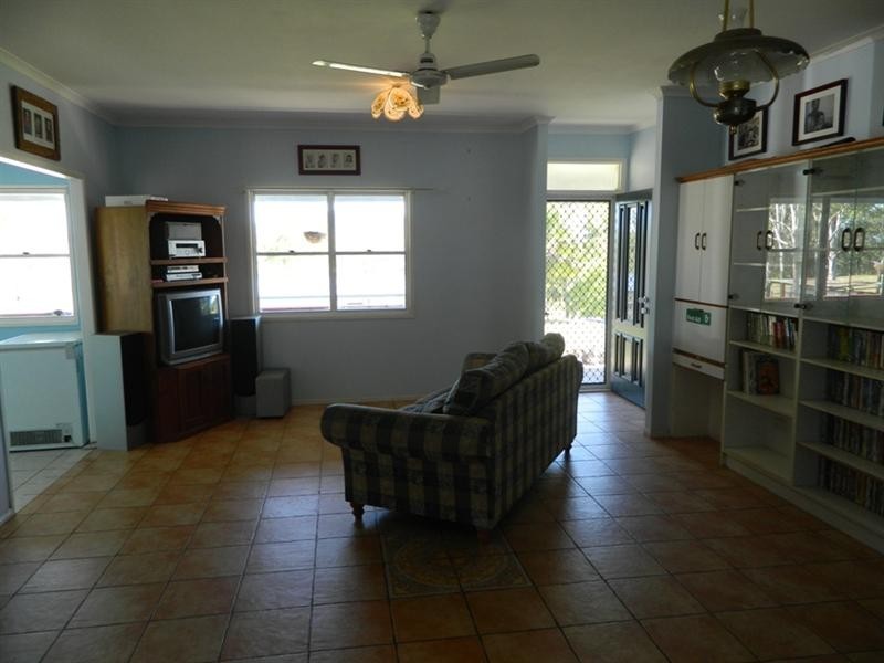 104 Cliftonville Road, Alligator Creek QLD 4740