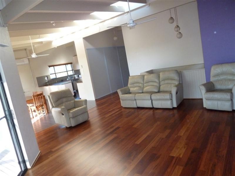 37 Slade Esplanade, Slade Point QLD 4740