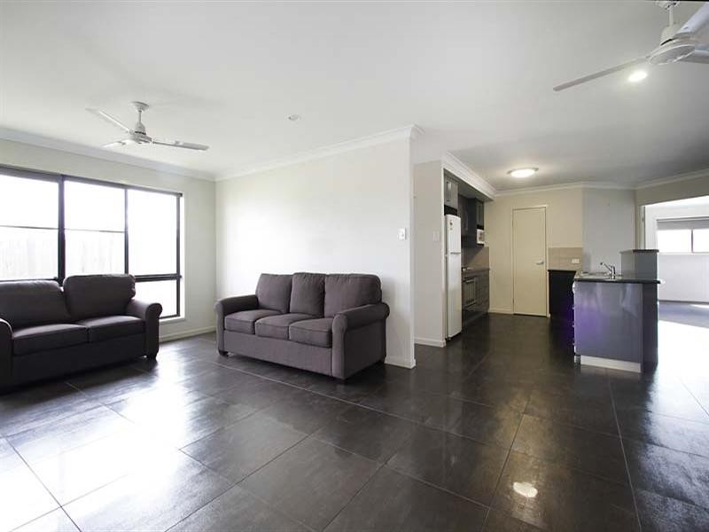 21 Firefly Crescent, Ooralea QLD 4740