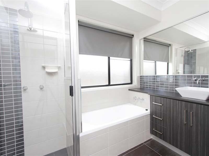 21 Firefly Crescent, Ooralea QLD 4740