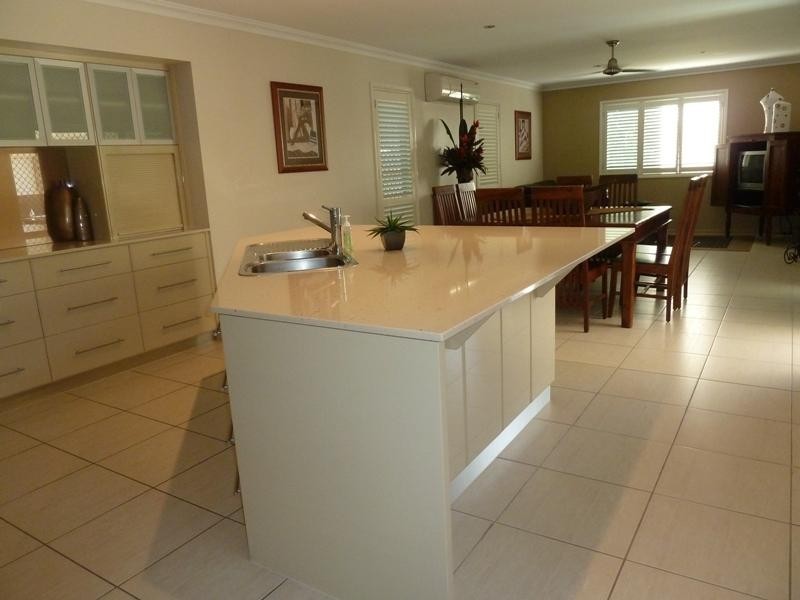 23 Reef Parade, East Mackay QLD 4740
