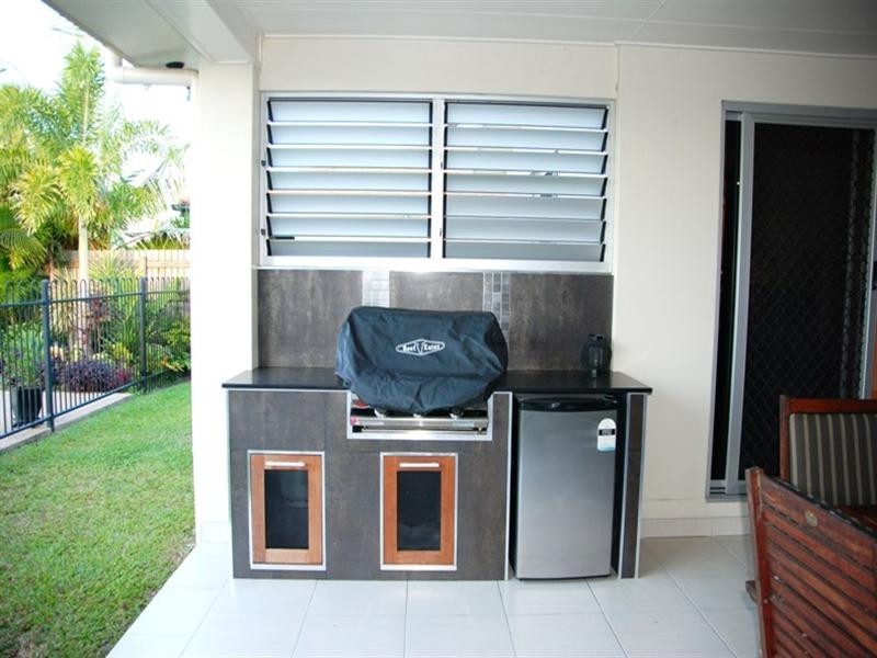 23 Reef Parade, East Mackay QLD 4740