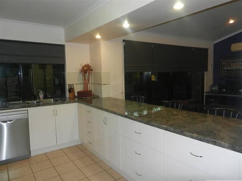 6 Driftwood Court, Rural View QLD 4740