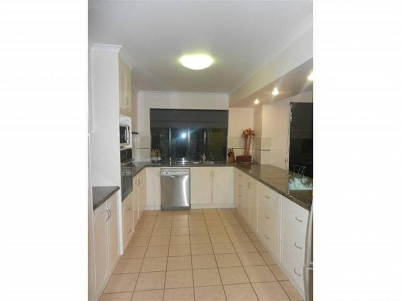 6 Driftwood Court, Rural View QLD 4740