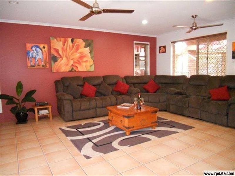 14 Cambridge Avenue, Andergrove QLD 4740