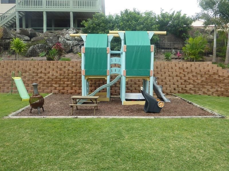 16 Whitten Court, Mount Pleasant QLD 4740