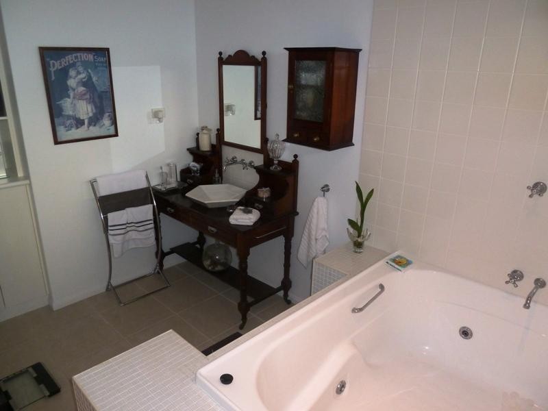 11 Urarii Crescent, Shoal Point QLD 4750