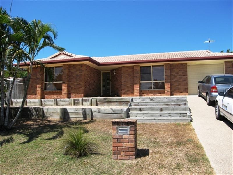 92 Slater Avenue, Blacks Beach QLD 4740