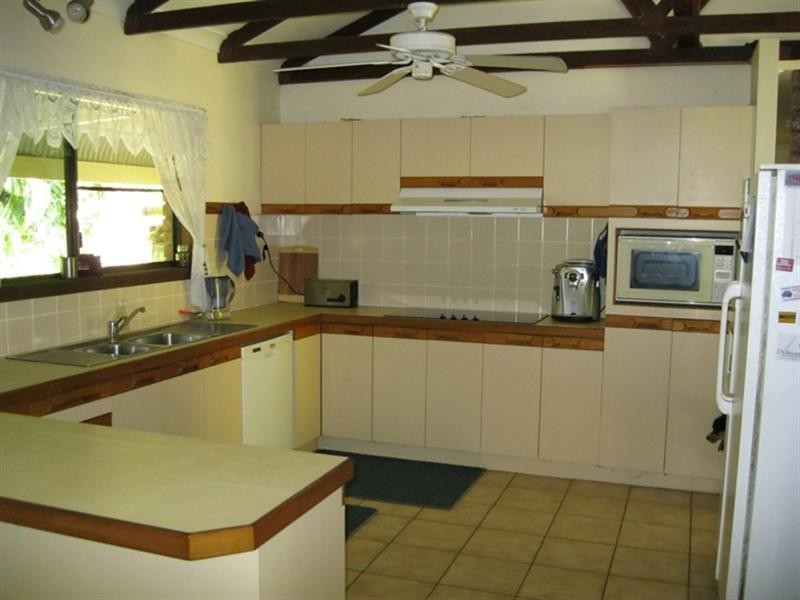 30 Nielsen Drive, Walkerston QLD 4751