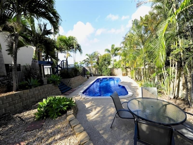 71 Slater Avenue, Blacks Beach QLD 4740