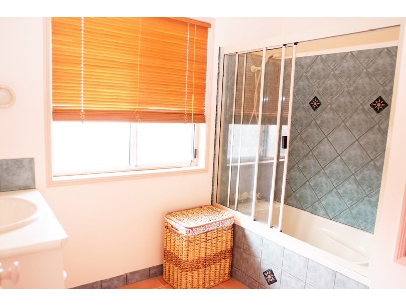 31 George Fordyce Drive, Rural View QLD 4740