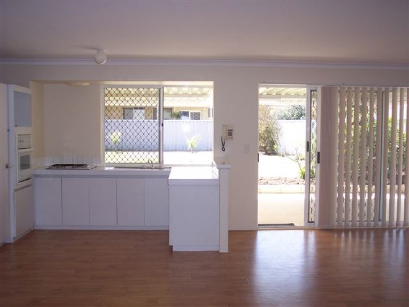 22 Canterbury Terrace, Meadow Springs WA 6210