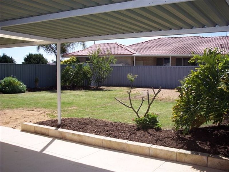 22 Canterbury Terrace, Meadow Springs WA 6210