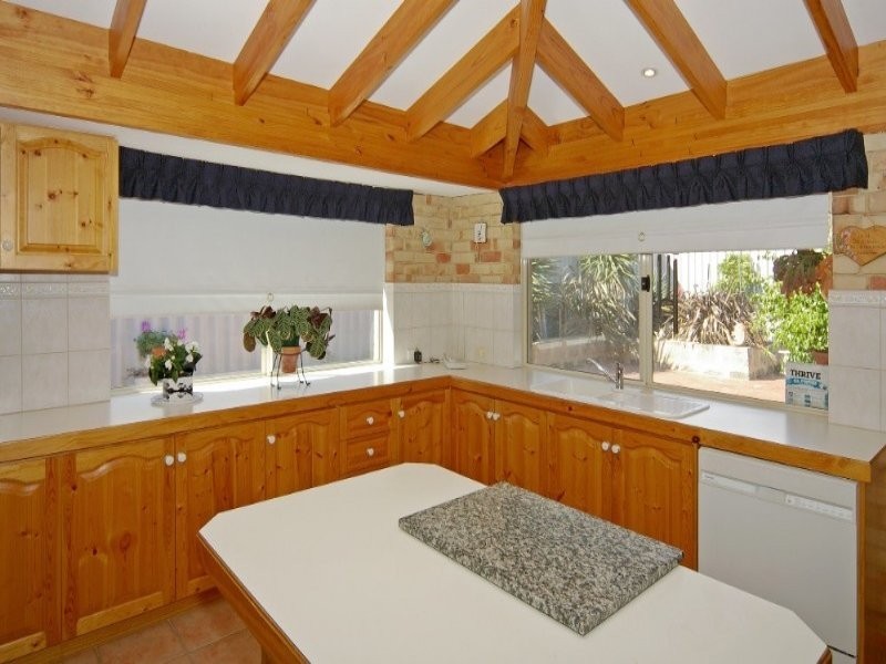 7 Cuvier Place, San Remo WA 6210