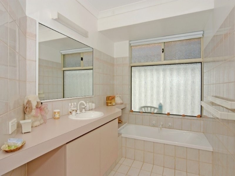 7 Cuvier Place, San Remo WA 6210
