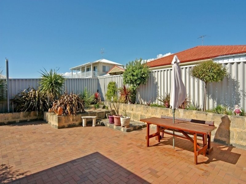 7 Cuvier Place, San Remo WA 6210