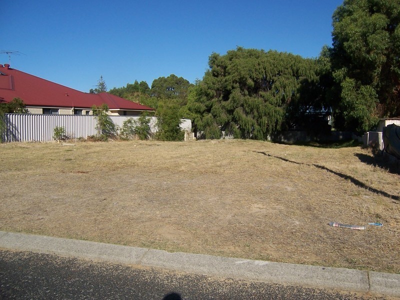 9 Tallas Road, Silver Sands WA 6210