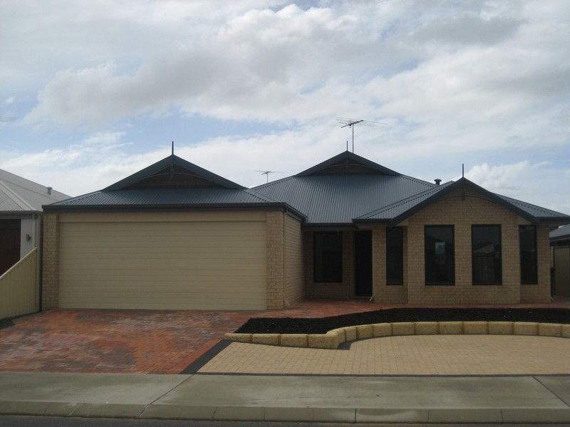 49 Hudson Drive, Dudley Park WA 6210