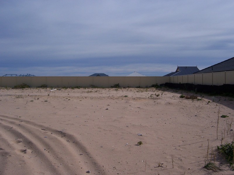 8 Three Bears Loop, Secret Harbour WA 6173