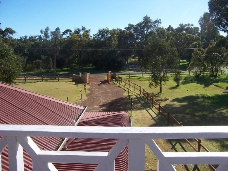 66 Red Road, Parklands WA 6180