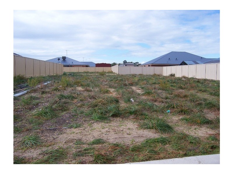 15 Carnaby Drive, Dawesville WA 6211