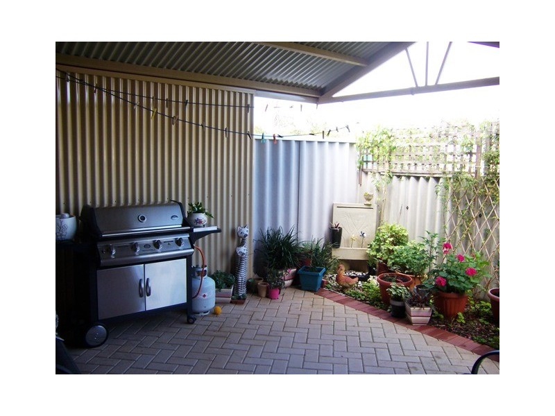 UNIT 3/3 FIRST Avenue, Mandurah WA 6210