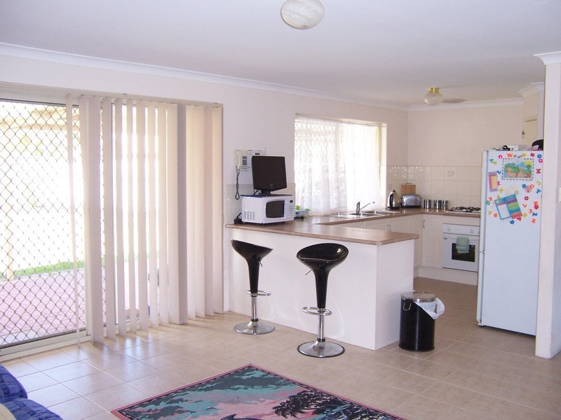 12 Rathmines Place, Coodanup WA 6210