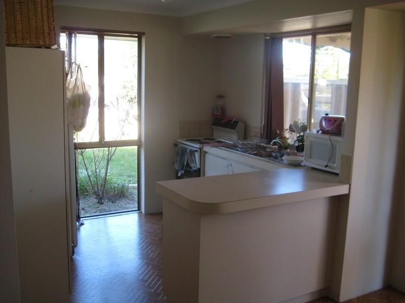 1/2 Saskatchewan Way, Greenfields WA 6210