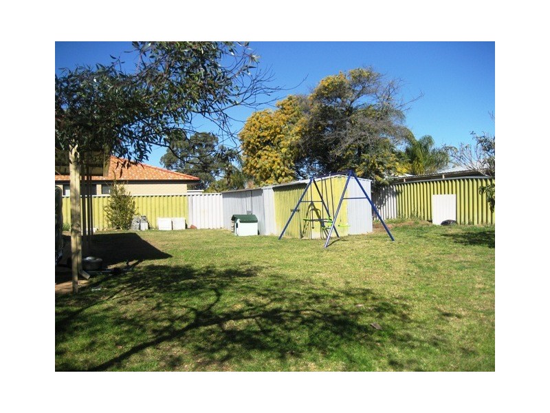 10 MALVERN Rise, Greenfields WA 6210