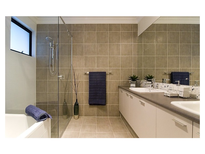 27 Cohen Vista, Lakelands WA 6180